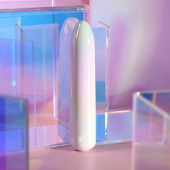 Evolved EASY DOES IT - Pearlescent 10 cm USB Rechargeable Bullet