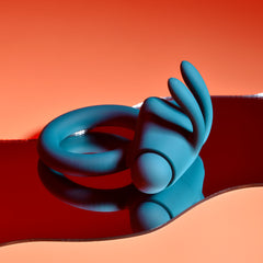 Playboy Pleasure BUNNY BUZZER Couples Vibrating Cock Ring