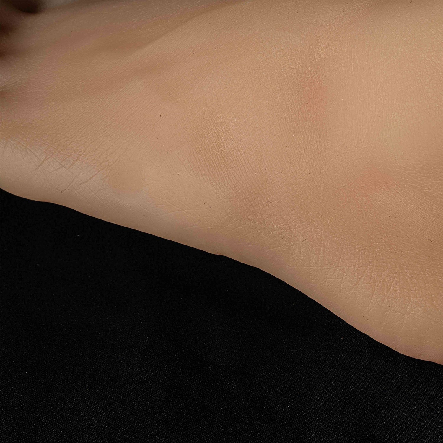 Female feet replicas in TPE AU size 5 / EUR 36 choose a Pair or a Single foot - Shhh...