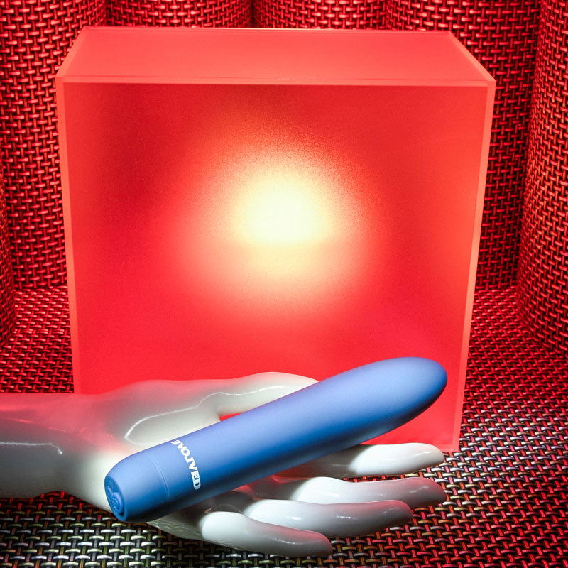 Evolved STRAIGHT FORWARD -  16.5 cm USB Rechargeable Vibrator - Shhh...