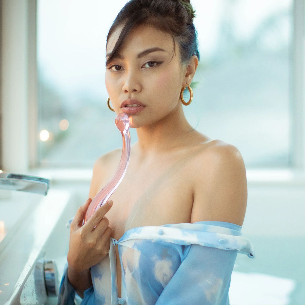 JimmyJane Dillenia Gama Glass G-Spot Dildo