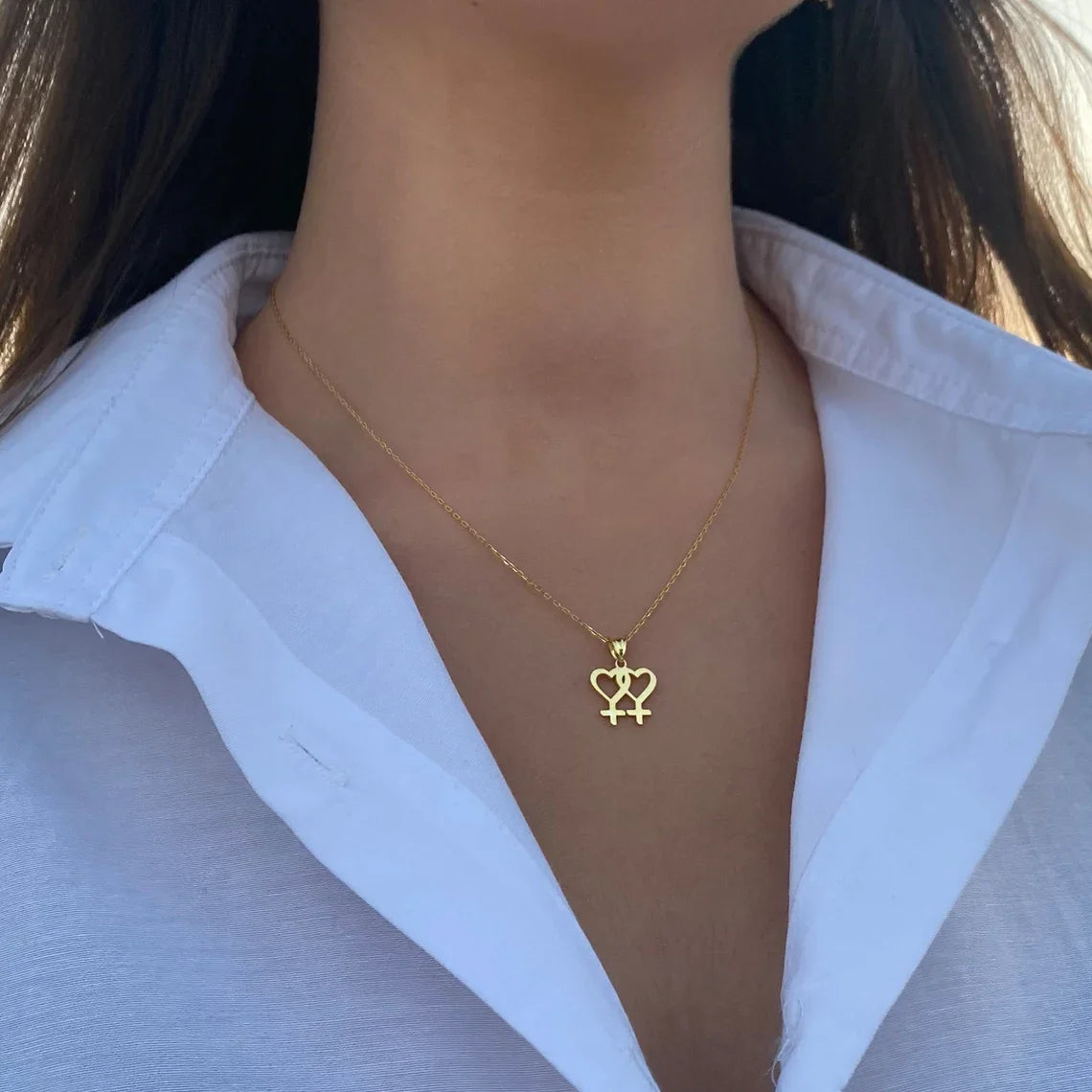Twin Venus Symbol Pendant with Necklace