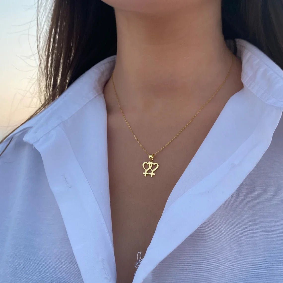 Twin Venus Symbol Pendant with Necklace