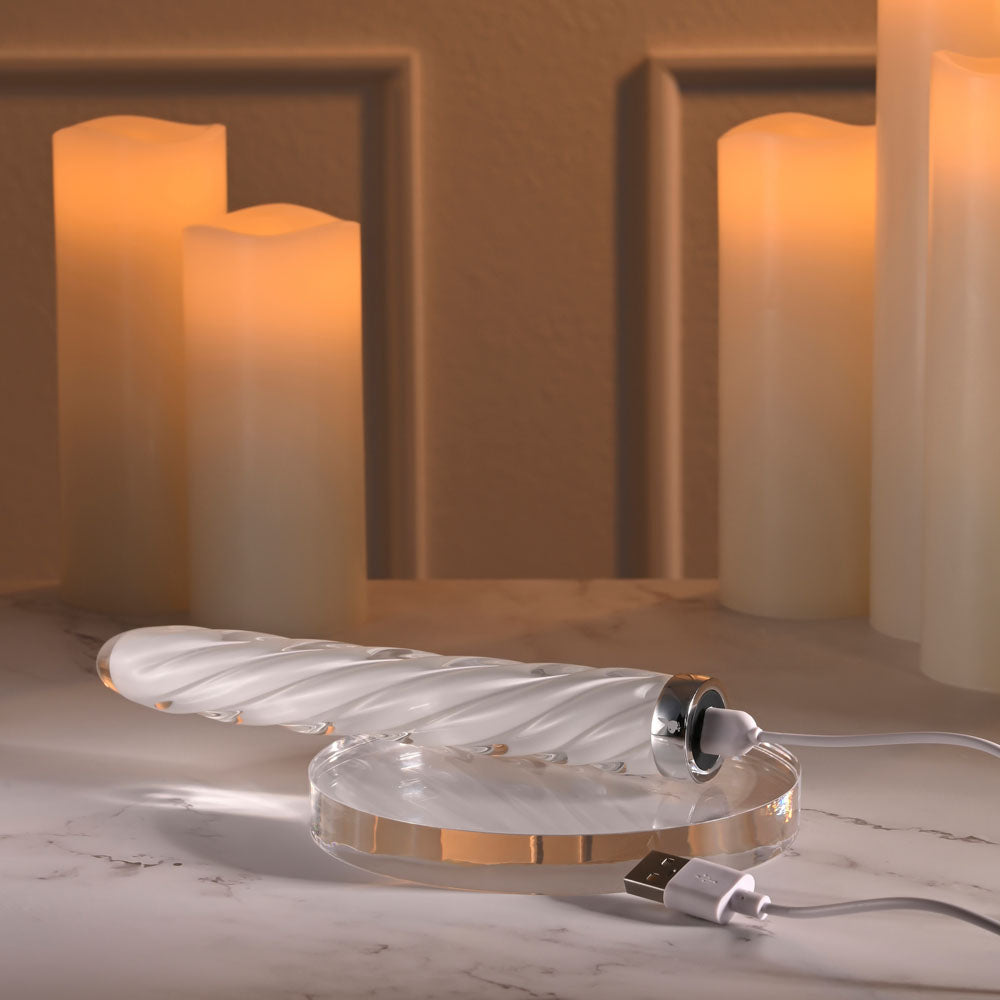 Playboy Pleasure IN A TWIST 17.5 cm USB Rechargeable Glass Vibrator
