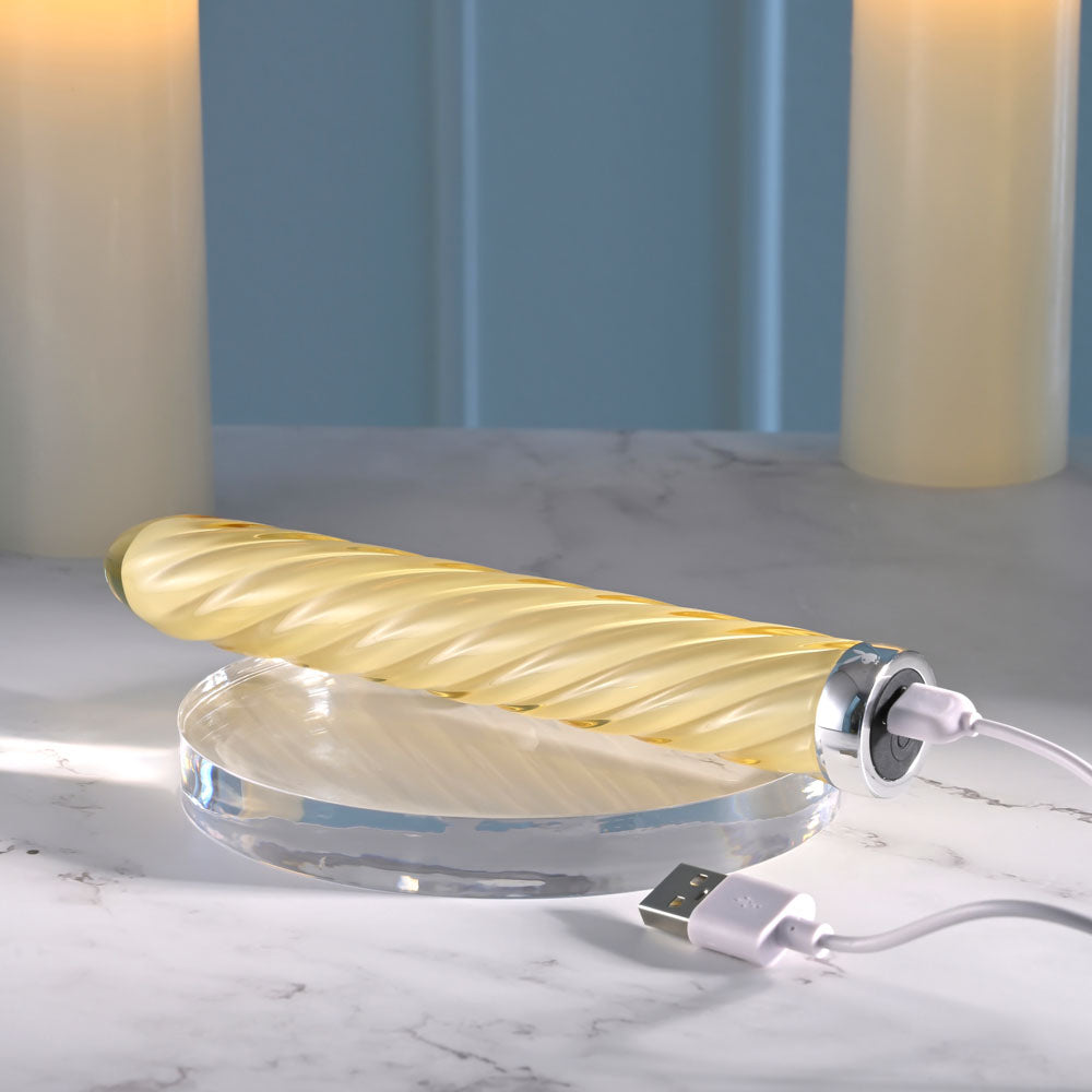 Playboy Pleasure TWIST OF FATE 17.5 cm USB Rechargeable Glass Vibrator