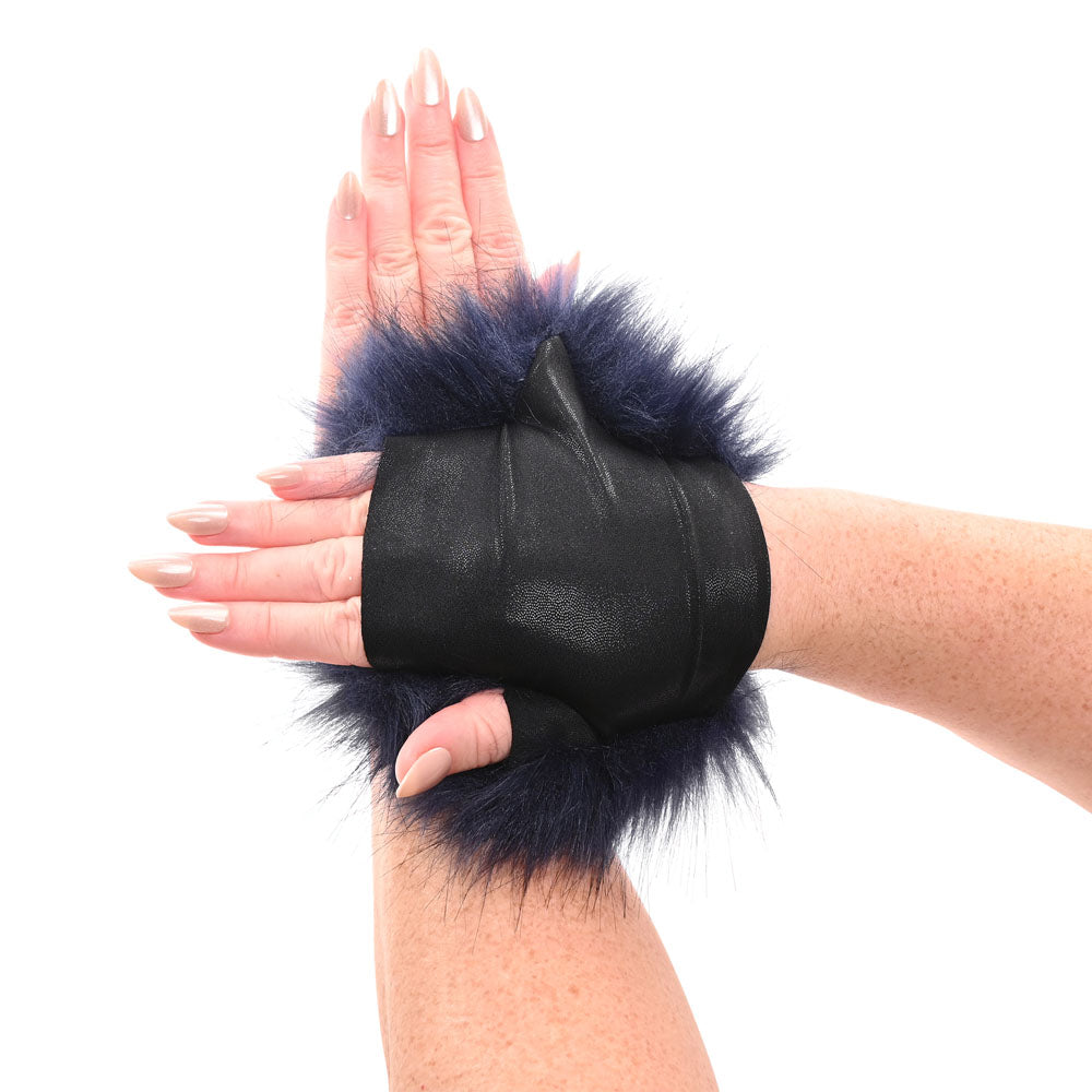 Sex & Mischief Cougar Metal Spiked Sensory Glove - Navy Blue