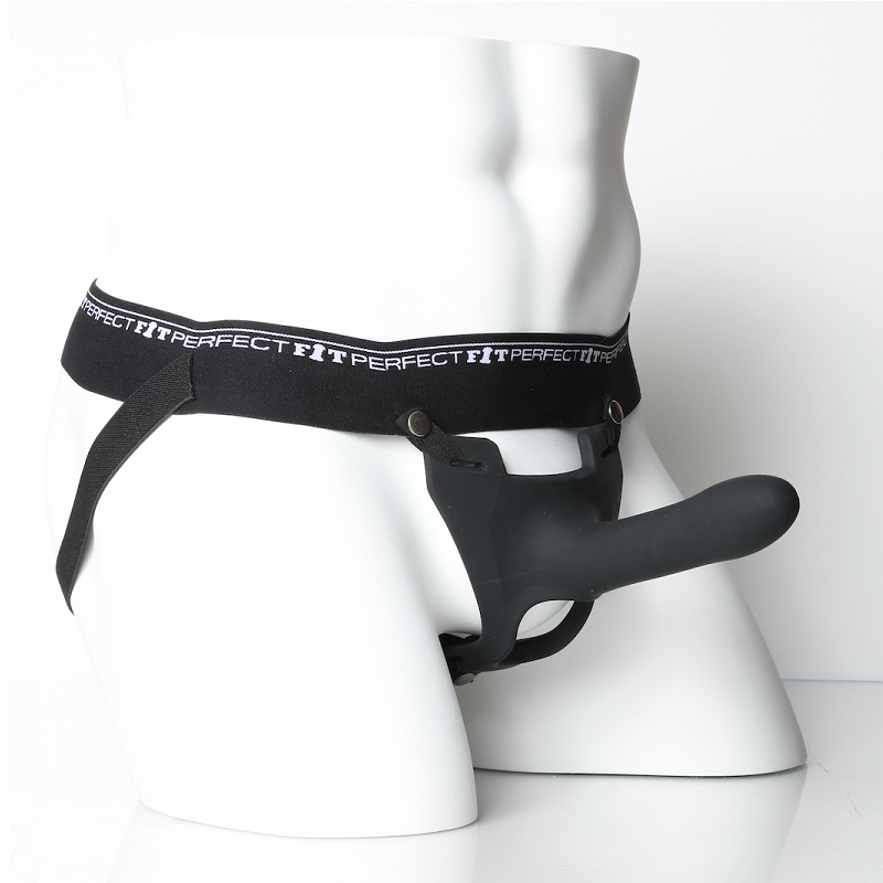 The Zoro 14cm fixed dong Black strap-on