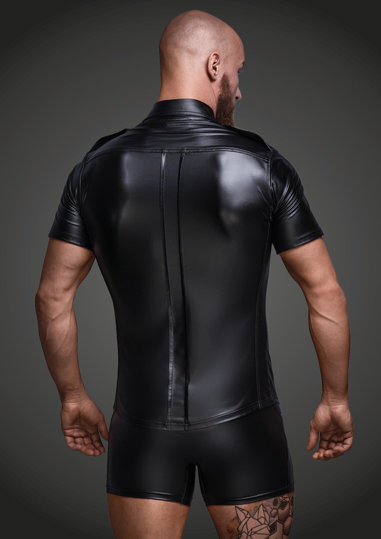Sexy And Elegant Shirt With Front Pockets - L