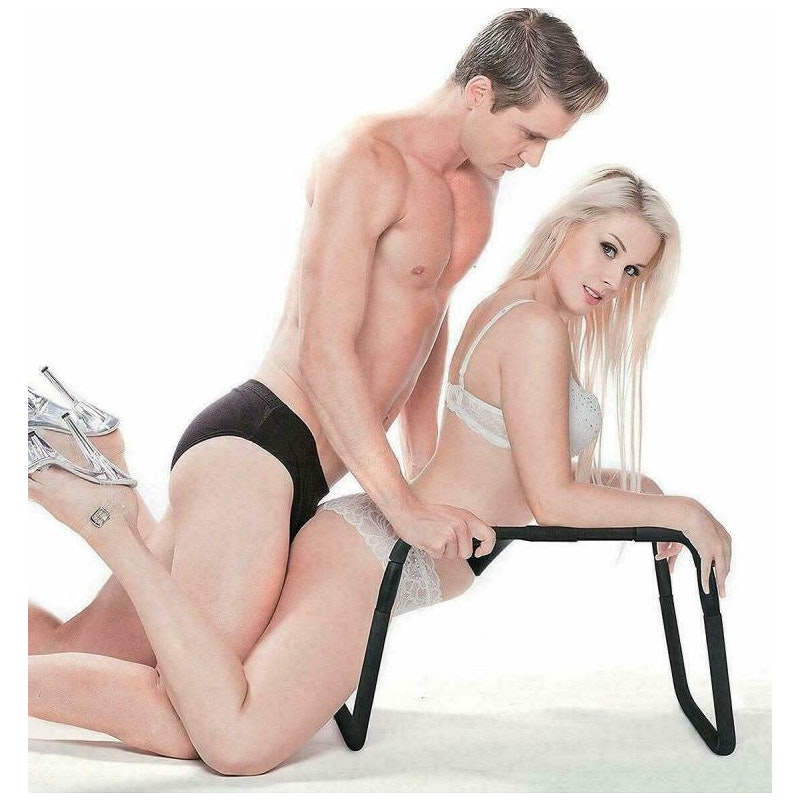 Queening Chair with Dildo Pillow