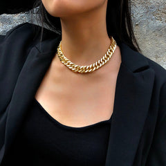 Necklace chunky gold links