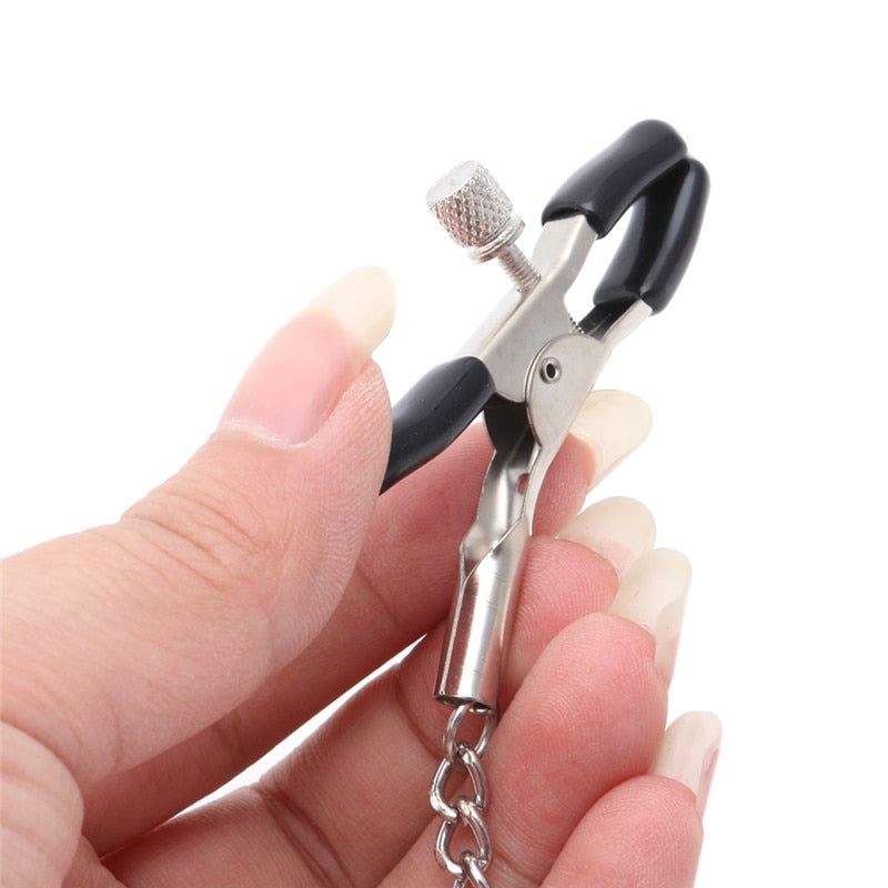 Nipple clamps adjustable with chain