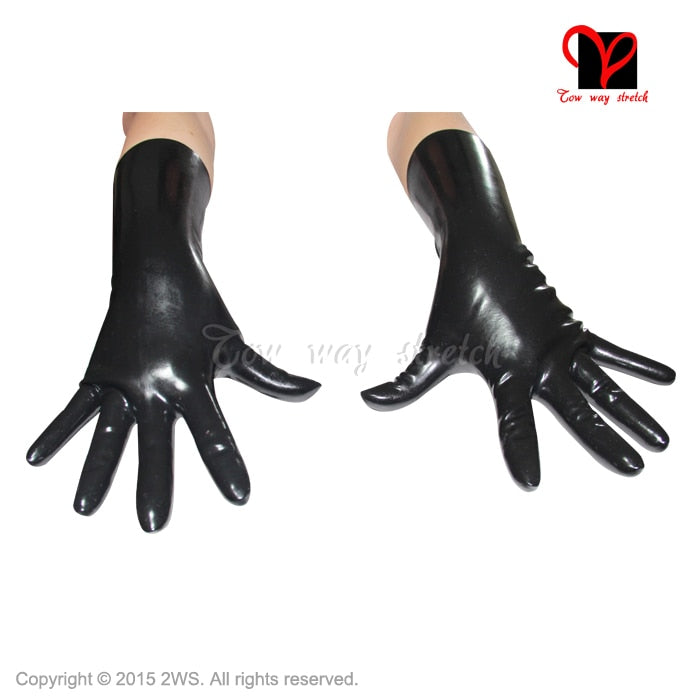 Latex gloves mid wrist length. Red or black