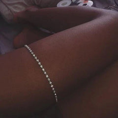 Thigh chain in gold with crystals